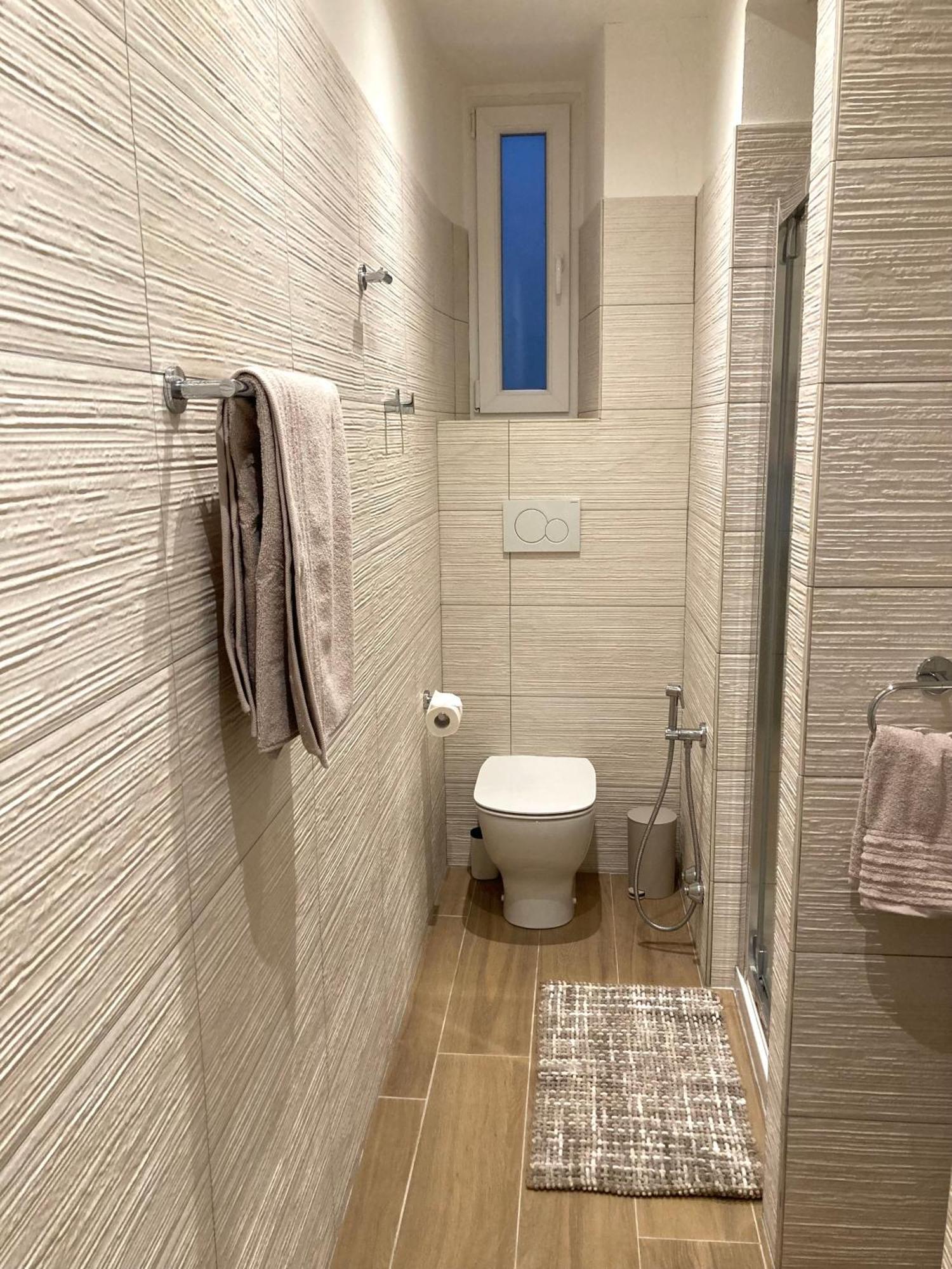 Casa Cereria - Apartment With Parking Трієст Екстер'єр фото